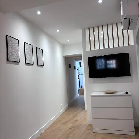 Apartment Au Coeur De Loubet Villeneuve-Loubet