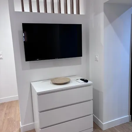 Apartment Au Coeur De Loubet